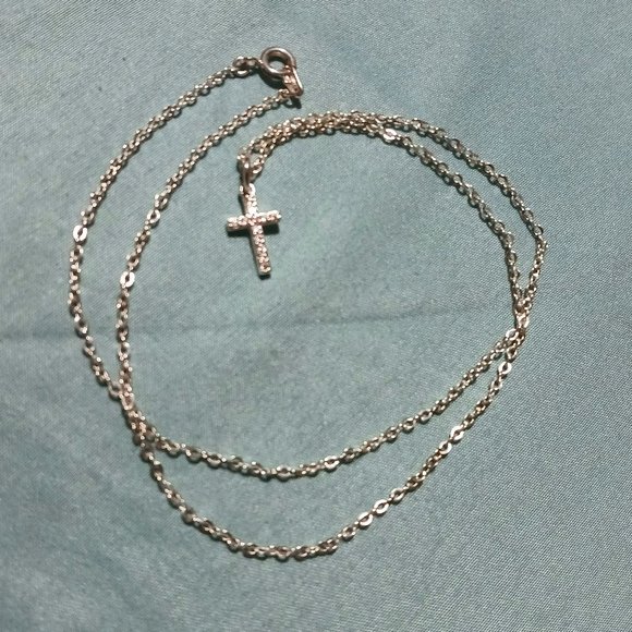 Stirling LA CN Dainty Cross Necklace - Picture 1 of 11
